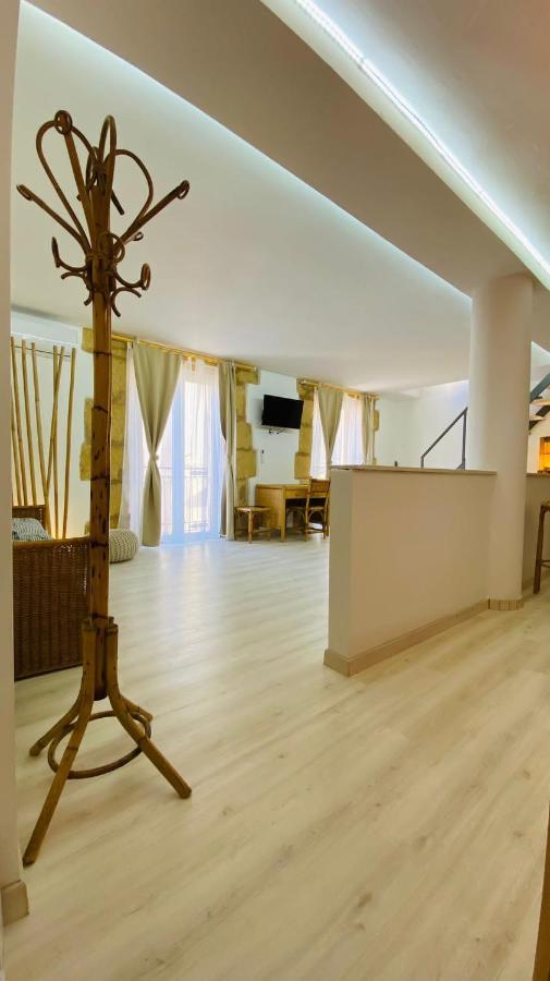 Greek Temple Apartment *
