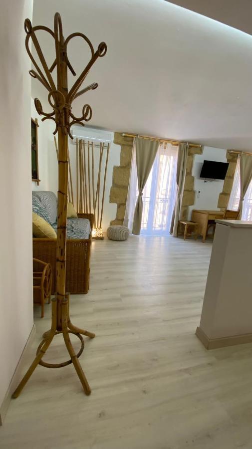 Greek Temple Apartment *